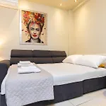 Apartmán Harbour - Spacious Unique 2-balcony In Chania Old Town Chania (Crete)