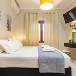 Harbour - Spacious Unique 2-balcony In Chania Old Town Apartmán *