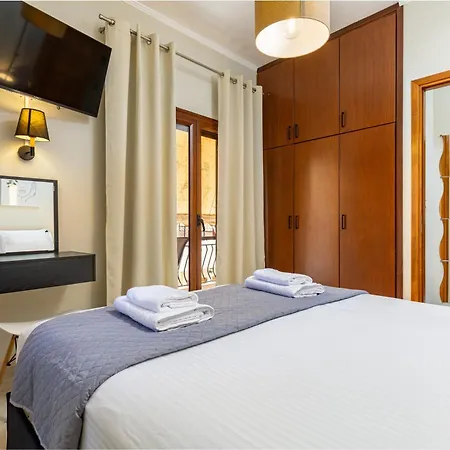 Harbour - 90sqm Spacious 2-balcony In Chania Old Town, Private Parking Available 950m Apartment Chania (Crete)