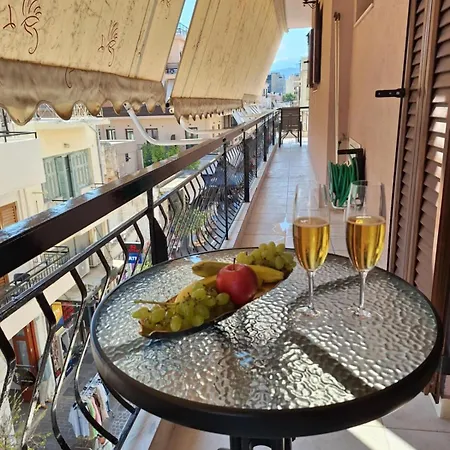 Apartment Harbour - 90sqm Spacious 2-balcony In Chania Old Town, Private Parking Available 950m
