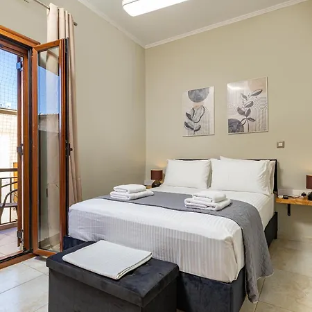 Harbour - 90sqm Spacious 2-balcony In Chania Old Town, Private Parking Available 950m Chania (Crete)