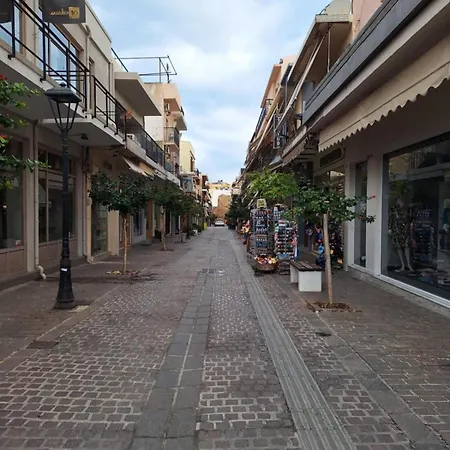 Harbour - 90sqm Spacious 2-balcony In Chania Old Town, Private Parking Available 950m Apartmán Chania (Crete)