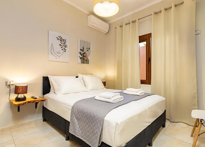 Harbour - Spacious Unique 2-balcony In Chania Old Town Апартаменты