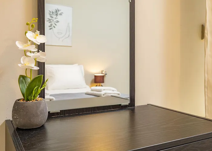 Harbour - Spacious Unique 2-balcony In Chania Old Town * Ханья