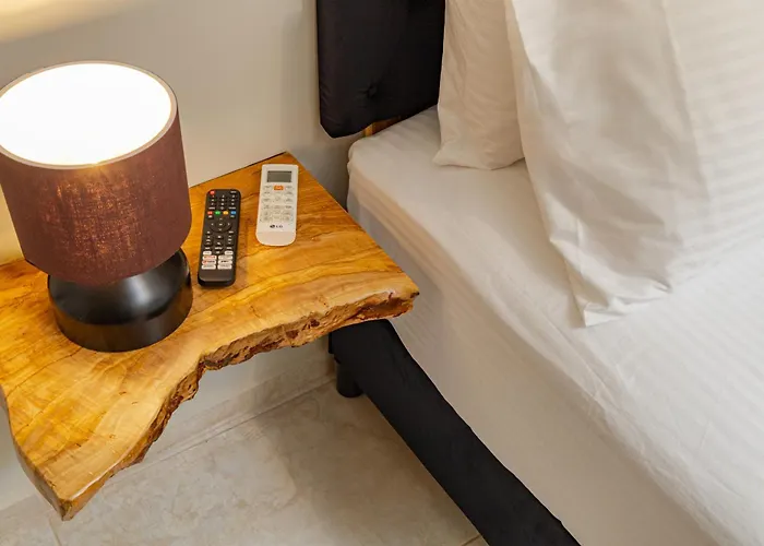 Harbour - Spacious Unique 2-balcony In Chania Old Town * Ханья