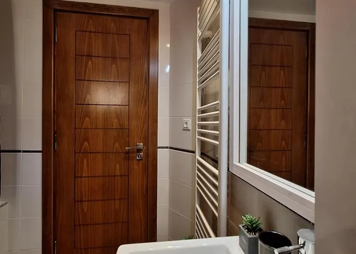 Апартаменты Harbour - Spacious Unique 2-balcony In Chania Old Town