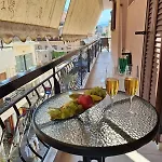 Apartment Harbour - Spacious Unique 2-balcony In Chania Old Town